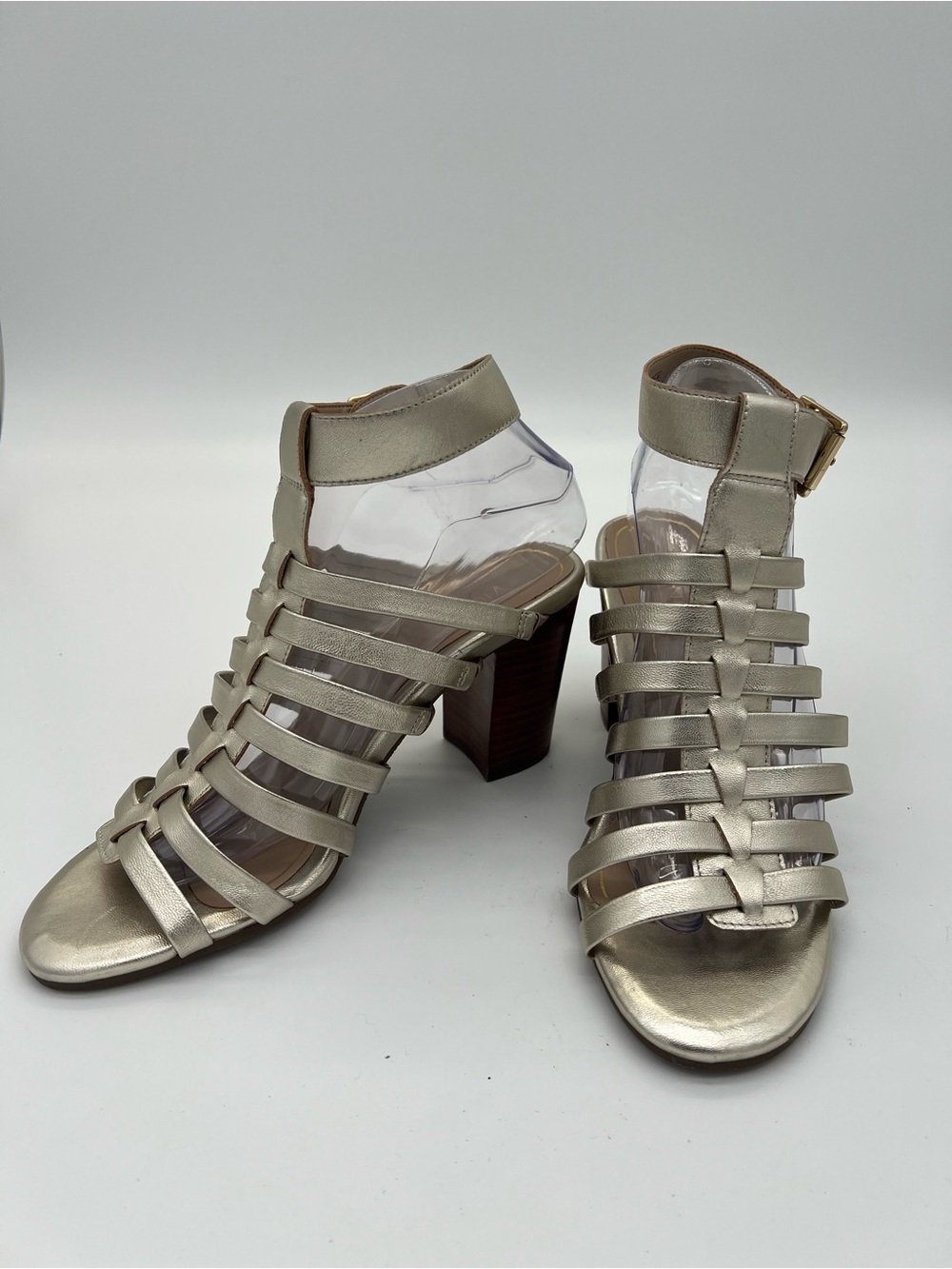 Vionic Metallic Strappy Gladiator Sandals - Gold size 8.5 - Picture 2 of 10
